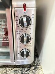 MaxSold Auction: Black+Decker Stainless Steel Toaster Oven (Countertop Oven) A - Ottawa (Ontario, Canada) PARTNER MANAGED Downsizing Online Auction - Topley Crescent