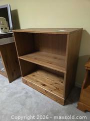 MaxSold Auction: Bookcase / Bookshelf A - Ottawa (Ontario, Canada) PARTNER MANAGED Downsizing Online Auction - Topley Crescent