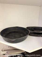 MaxSold Auction: Cast Iron and Nonstick Cookware B - Ottawa (Ontario, Canada) PARTNER MANAGED Downsizing Online Auction - Topley Crescent