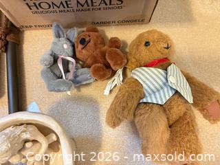MaxSold Auction: Collectible Plush Teddy Bear Figurine Home Decor A - Ottawa (Ontario, Canada) PARTNER MANAGED Downsizing Online Auction - Topley Crescent