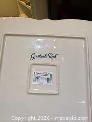 MaxSold Auction: Decorative Plate, Three Leaf Tile Plaques & Small Fused Glass Piece A - Ottawa (Ontario, Canada) PARTNER MANAGED Downsizing Online Auction - Topley Crescent