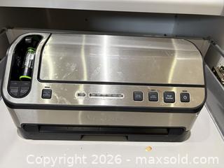 MaxSold Auction: FoodSaver Vacuum Sealer A - Ottawa (Ontario, Canada) PARTNER MANAGED Downsizing Online Auction - Topley Crescent