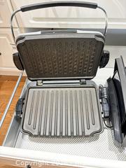 MaxSold Auction: George Foreman Electric Grill / Panini Press A - Ottawa (Ontario, Canada) PARTNER MANAGED Downsizing Online Auction - Topley Crescent