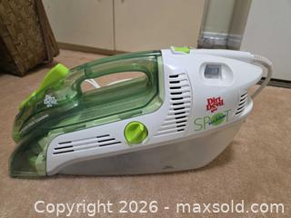 MaxSold Auction: Handheld Spot Cleaner, Handheld Vacuum & Table Fan — Corded Electric A - Ottawa (Ontario, Canada) PARTNER MANAGED Downsizing Online Auction - Topley Crescent