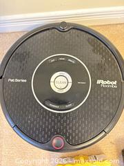 MaxSold Auction: iRobot Roomba Pet Series Robot Vacuum (500/600-era) A - Ottawa (Ontario, Canada) PARTNER MANAGED Downsizing Online Auction - Topley Crescent