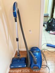 MaxSold Auction: Kenmore Intuition Canister Vacuum A - Ottawa (Ontario, Canada) PARTNER MANAGED Downsizing Online Auction - Topley Crescent