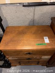 MaxSold Auction: Light Brown Maple 3-Drawer Dresser / Chest, A - Ottawa (Ontario, Canada) PARTNER MANAGED Downsizing Online Auction - Topley Crescent
