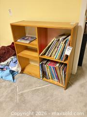 MaxSold Auction: Light Oak Veneer Bookcase Shelf, C - Ottawa (Ontario, Canada) PARTNER MANAGED Downsizing Online Auction - Topley Crescent