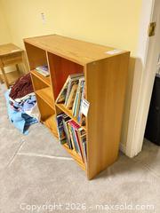 MaxSold Auction: Light Oak Veneer Bookcase Shelf, C - Ottawa (Ontario, Canada) PARTNER MANAGED Downsizing Online Auction - Topley Crescent