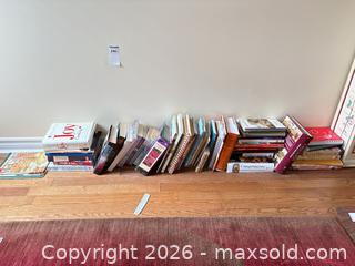MaxSold Auction: Lot of 25–35 English Cookbooks, Hardcover/Paperback/Spiral-bound A - Ottawa (Ontario, Canada) PARTNER MANAGED Downsizing Online Auction - Topley Crescent