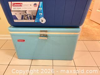 MaxSold Auction: Lot of Mixed Coolers and Insulated Bags B - Ottawa (Ontario, Canada) PARTNER MANAGED Downsizing Online Auction - Topley Crescent