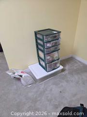 MaxSold Auction: Mixed Gift Bows, Ribbons, Wrapping Paper & Bags Lot B - Ottawa (Ontario, Canada) PARTNER MANAGED Downsizing Online Auction - Topley Crescent