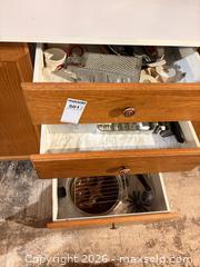 MaxSold Auction: Mixed Kitchen Utensils, Bakeware, Cookware & Cutlery Lot B - Ottawa (Ontario, Canada) PARTNER MANAGED Downsizing Online Auction - Topley Crescent