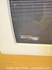 MaxSold Auction: Panasonic Microwave NN-H764WF Countertop A - Ottawa (Ontario, Canada) PARTNER MANAGED Downsizing Online Auction - Topley Crescent