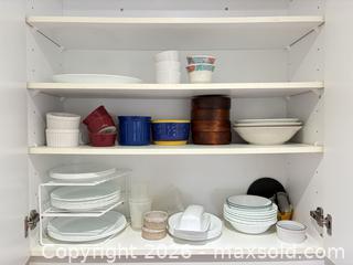 MaxSold Auction: Porcelain/Ceramic Dinner, Salad Plates, Bowls & Ramekins Set B - Ottawa (Ontario, Canada) PARTNER MANAGED Downsizing Online Auction - Topley Crescent