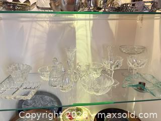 MaxSold Auction: Pressed Cut Glass Floral Etched Decorative Bowl with Scalloped Edge B - Ottawa (Ontario, Canada) PARTNER MANAGED Downsizing Online Auction - Topley Crescent