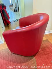 MaxSold Auction: Red Swivel Club/Tub Chair B - Ottawa (Ontario, Canada) PARTNER MANAGED Downsizing Online Auction - Topley Crescent