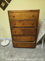MaxSold Auction: Solid Wood 5-Drawer Chest of Drawers, C - Ottawa (Ontario, Canada) PARTNER MANAGED Downsizing Online Auction - Topley Crescent