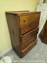 MaxSold Auction: Solid Wood 5-Drawer Chest of Drawers, C - Ottawa (Ontario, Canada) PARTNER MANAGED Downsizing Online Auction - Topley Crescent