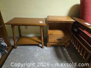 MaxSold Auction: Solid Wood Honey Traditional Nightstand and Side Table Set B - Ottawa (Ontario, Canada) PARTNER MANAGED Downsizing Online Auction - Topley Crescent