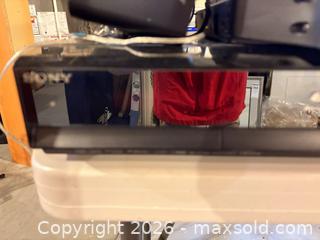 MaxSold Auction: Sony Home Theater Speaker System TA?SA100WR SS?TSB91 SS?CTB91 B - Ottawa (Ontario, Canada) PARTNER MANAGED Downsizing Online Auction - Topley Crescent