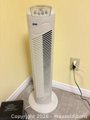 MaxSold Auction: Super Tower Ceramic Space Heater Fan - Oscillating, Adjustable Settings A - Ottawa (Ontario, Canada) PARTNER MANAGED Downsizing Online Auction - Topley Crescent