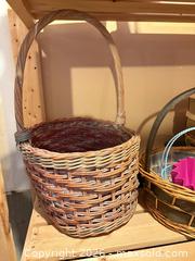 MaxSold Auction: Wicker, Seagrass & Bamboo Storage Baskets with Handles - Ottawa (Ontario, Canada) PARTNER MANAGED Downsizing Online Auction - Topley Crescent