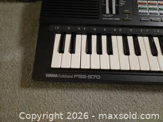 MaxSold Auction: Yamaha PSS-570 49-Key Portable Keyboard A - Ottawa (Ontario, Canada) PARTNER MANAGED Downsizing Online Auction - Topley Crescent