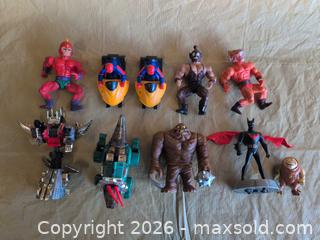 MaxSold Auction: 10 random firgures  - Welland (Ontario, Canada) SELLER MANAGED Reseller Online Auction - Young Road