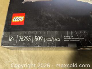 MaxSold Auction: Avengers helicarrier Lego sealed  - Welland (Ontario, Canada) SELLER MANAGED Reseller Online Auction - Young Road
