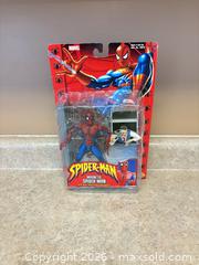 MaxSold Auction: Marvel / Toy Biz 2002 Spider-Man Action Figure, around 6 in - Welland (Ontario, Canada) SELLER MANAGED Reseller Online Auction - Young Road