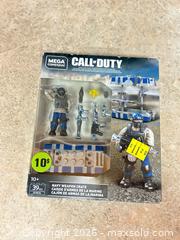 MaxSold Auction: Mega Construx Call of Duty Action Figure / Construction Sets, Lot of 3 - Welland (Ontario, Canada) SELLER MANAGED Reseller Online Auction - Young Road