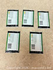 MaxSold Auction: Panini Score Football 2025 Trading Card Packs, 5 Packs - Welland (Ontario, Canada) SELLER MANAGED Reseller Online Auction - Young Road