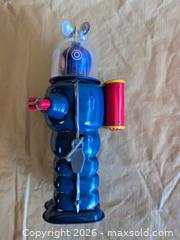 MaxSold Auction: Wind up moon explorer tin toy - Welland (Ontario, Canada) SELLER MANAGED Reseller Online Auction - Young Road