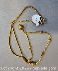 MaxSold Auction: 10K Yellow Gold Attached Heart Pendant Necklace - Marked  - Toronto (Ontario, Canada) PARTNER MANAGED Reseller Online Auction - Queen Street Wt.