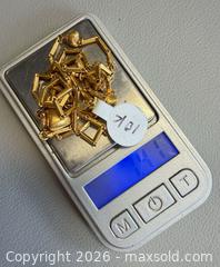 MaxSold Auction: 10K Yellow Gold Attached Heart Pendant Necklace - Marked  - Toronto (Ontario, Canada) PARTNER MANAGED Reseller Online Auction - Queen Street Wt.