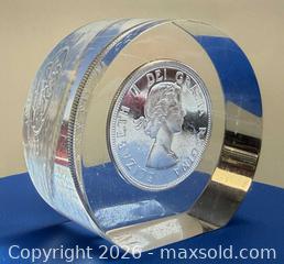 MaxSold Auction: 1964 Canadian Silver Dollar in Acrylic Display ($1 Dollar Charlottetown Quebec 800 Silver Coin) - Toronto (Ontario, Canada) PARTNER MANAGED Reseller Online Auction - Queen Street West