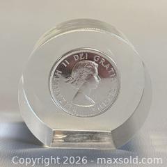 MaxSold Auction: 1964 Canadian Silver Dollar in Acrylic Display ($1 Dollar Charlottetown Quebec 800 Silver Coin) - Toronto (Ontario, Canada) PARTNER MANAGED Reseller Online Auction - Queen Street West