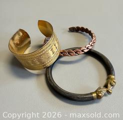 MaxSold Auction: (3) Vintage Copper & Brass Open Cuff Bangles  - Toronto (Ontario, Canada) PARTNER MANAGED Reseller Online Auction - Queen Street West