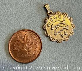 MaxSold Auction: Vintage 14K Yellow Gold Pisces Zodiac Pendant - Marked  - Toronto (Ontario, Canada) PARTNER MANAGED Reseller Online Auction - Queen Street West