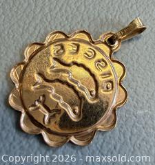 MaxSold Auction: Vintage 14K Yellow Gold Pisces Zodiac Pendant - Marked  - Toronto (Ontario, Canada) PARTNER MANAGED Reseller Online Auction - Queen Street West
