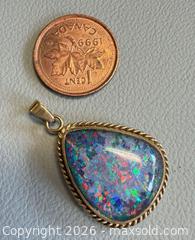 MaxSold Auction: Vintage 9K Yellow Gold Opal Pendant - Marked  - Toronto (Ontario, Canada) PARTNER MANAGED Reseller Online Auction - Queen Street West