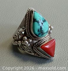 MaxSold Auction: Vintage Navajo Ring 925 Silver Turquoise & Coral Ring - Marked - Toronto (Ontario, Canada) PARTNER MANAGED Reseller Online Auction - Queen Street West