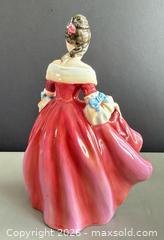 MaxSold Auction: Vintage Royal Doulton Figurine "Southern Belle" HN2229 - Toronto (Ontario, Canada) PARTNER MANAGED Reseller Online Auction - Queen Street West