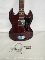 MaxSold Auction: Vintage Solid Body Electric Bass Guitar - Toronto (Ontario, Canada) PARTNER MANAGED Reseller Online Auction - Queen Street West