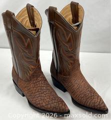 MaxSold Auction: El Paisano Curero del Toro Western Boots - Campbell (California, USA) PARTNER MANAGED Estate Sale Online Auction -  Dell Avenue