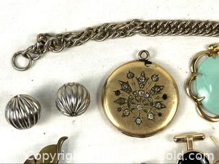 MaxSold Auction: Mixed Lot of Jewelry and More - Campbell (California, USA) PARTNER MANAGED Estate Sale Online Auction -  Dell Avenue