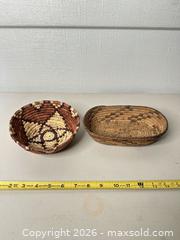 MaxSold Auction: Handmade Small Geometric Woven Grass Baskets, Set of 2 - San Jose (California, USA) SELLER MANAGED Downsizing Online Auction - East Humboldt Street