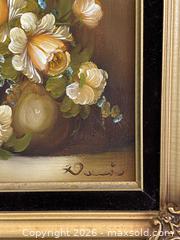 MaxSold Auction: Vintage Original Oil Painting on Canvas Still Life Bouquet of Flowers  - St. Catharines (Ontario, Canada) SELLER MANAGED Estate Sale Online Auction - Monique Crescent