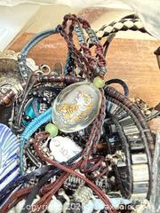 MaxSold Auction: Mixed bag of costume jewelry  - Toronto (Ontario, Canada) SELLER MANAGED Downsizing Online Auction - Tennis Crescent